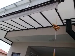 COBERTURA EM POLICARBONATO ALVEOLAR BRANCO