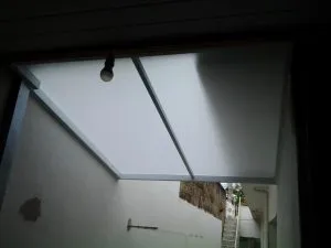 COBERTURA RETA EM LONA CRISTAL