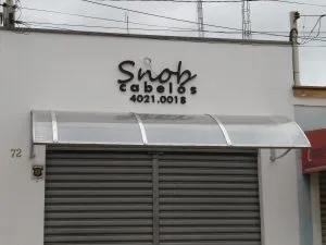 TOLDO EM POLICARBONATO ALVEOLAR CRISTAL